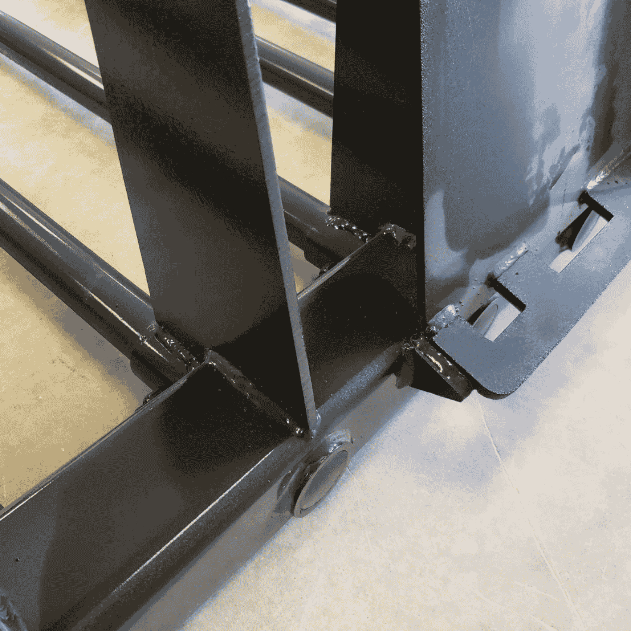 Stinger Manure Tine Bucket | Replaceable 2" Tines | 60" - 84"